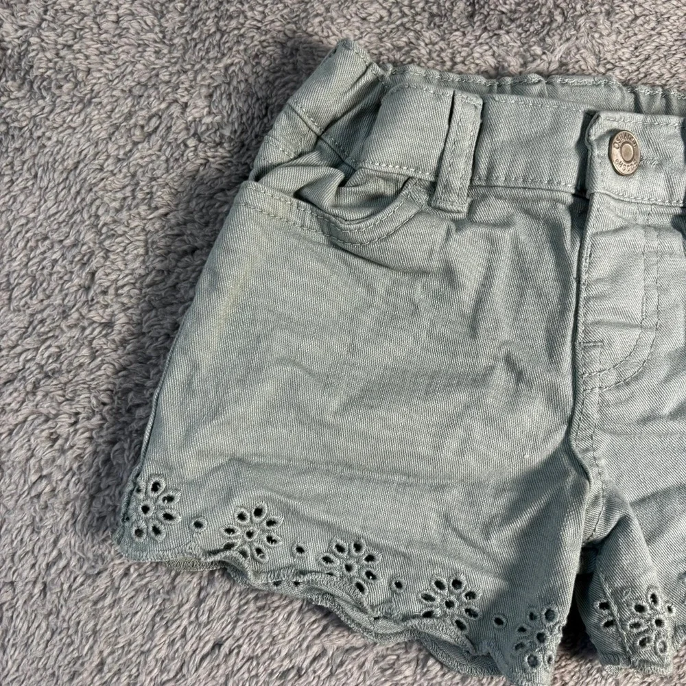 OshKosh B'gosh Toddler Girls Sage Green Eyelet Scalloped Hem Shorts 3T